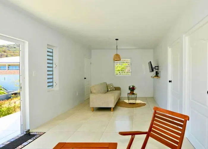 Westpunt Villa - Santirome 2Br House Near Turtle Beach